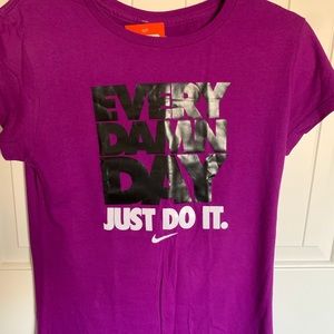 Nike women’s T-shirt